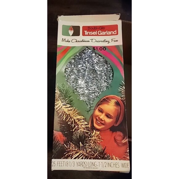 Vintage 1970 Double Glo Tinsel Garland SILVER 25 Feet - Picture 1 of 5